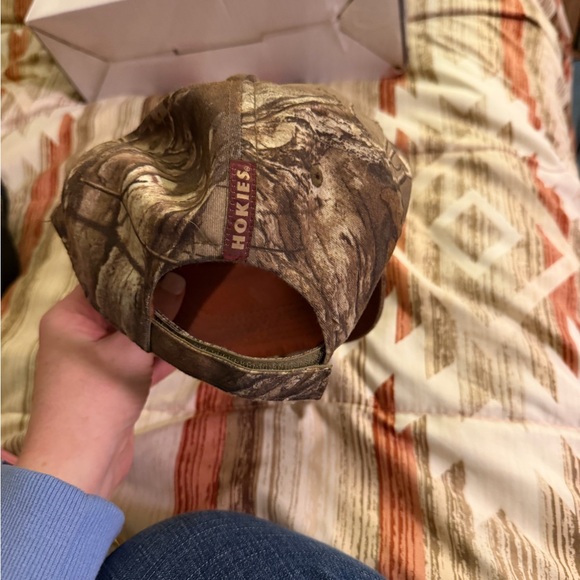 Men’s hat - Picture 3 of 4